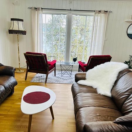 Apartment In Tromso With Sea And Mountain View ภายนอก รูปภาพ