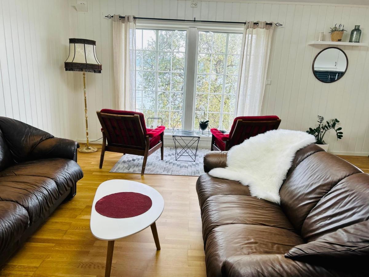 Apartment In Tromso With Sea And Mountain View ภายนอก รูปภาพ