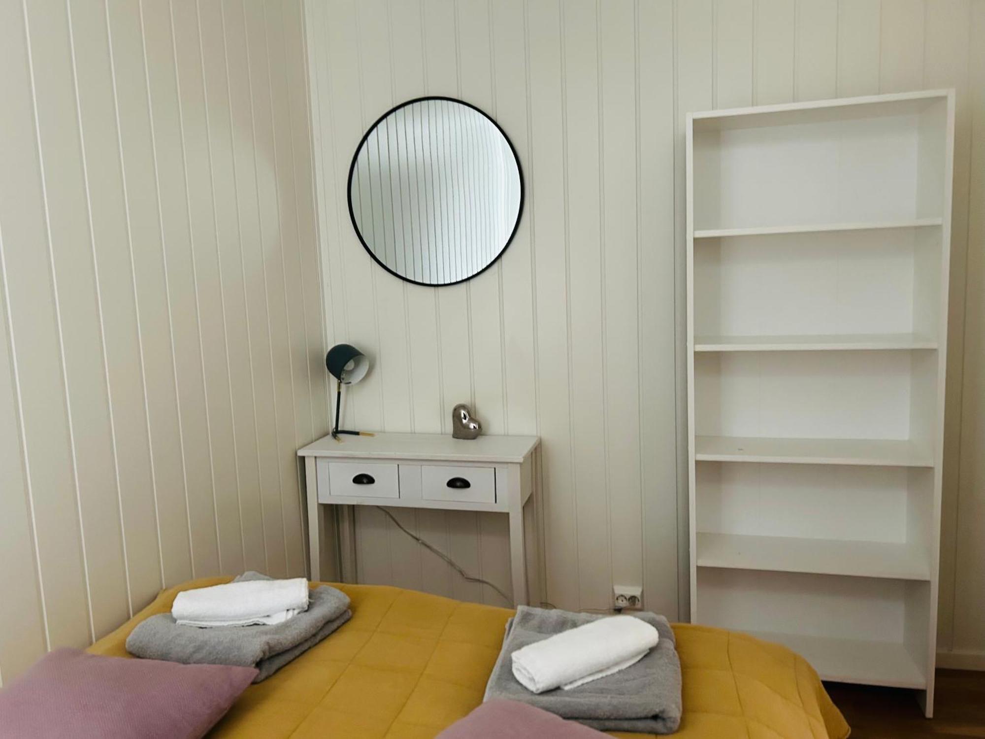Apartment In Tromso With Sea And Mountain View ภายนอก รูปภาพ
